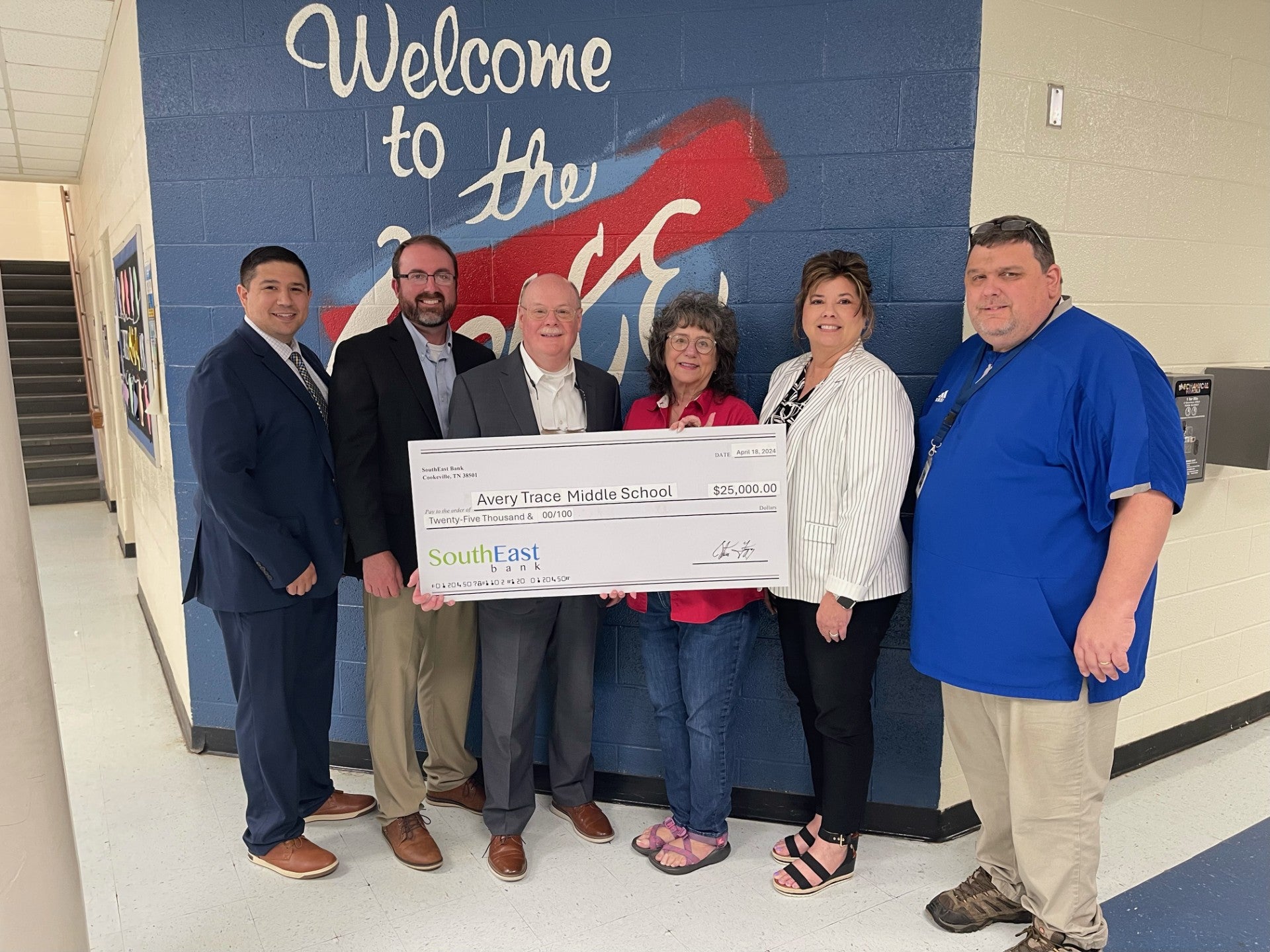 SouthEast Bank Donates $36,000 Toward Putnam County School Facilities